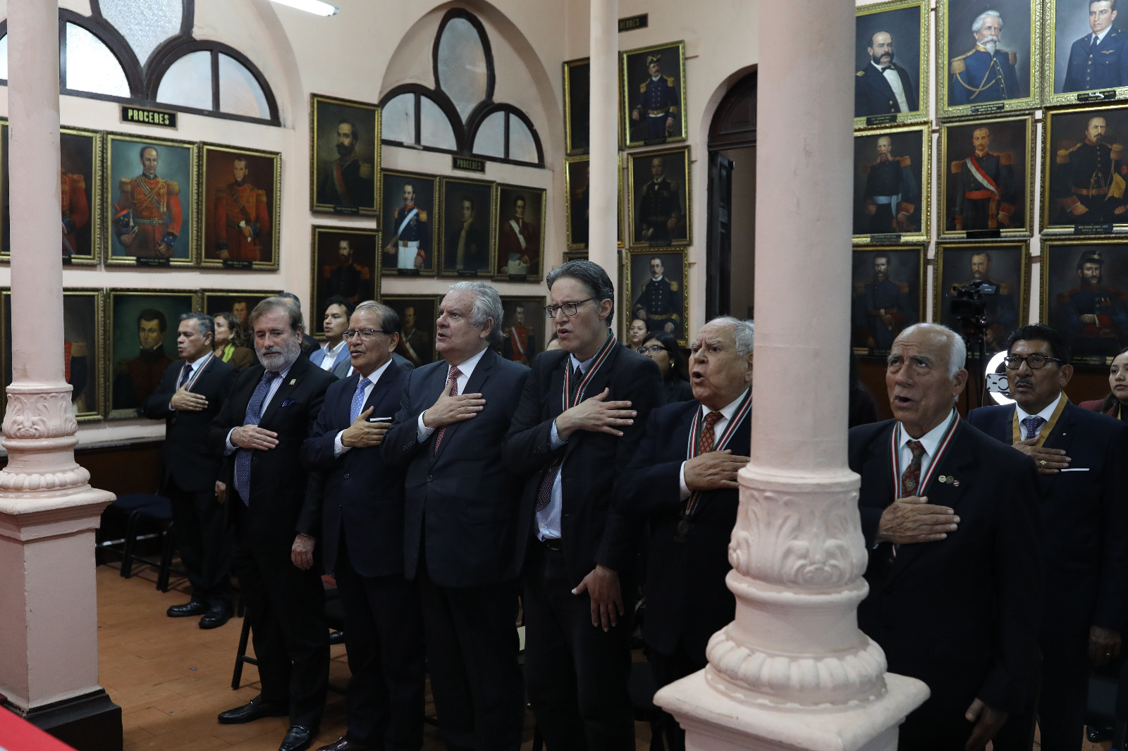 Himno Nacional – asistentes